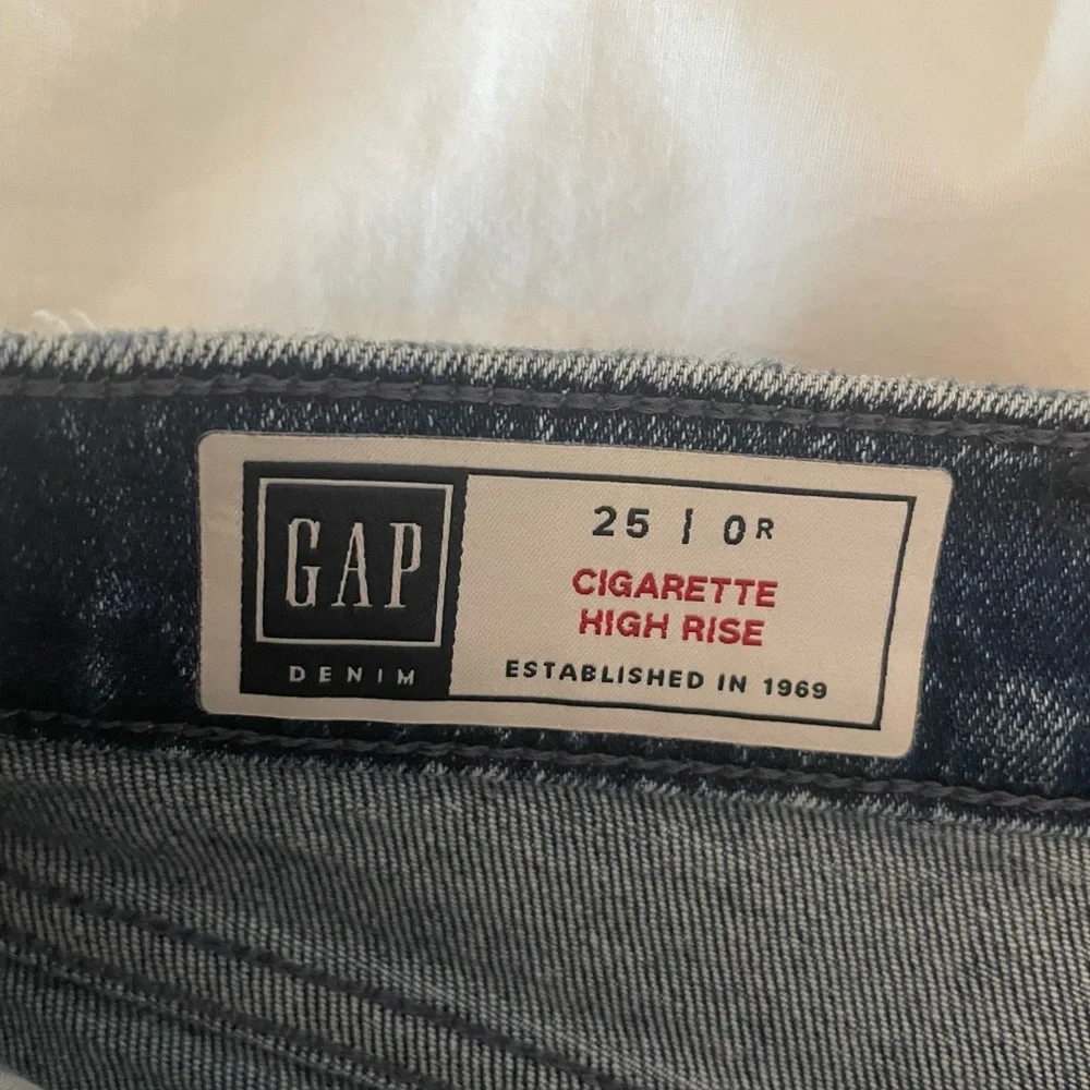 Gap Cigarette High Rise Jean - Picture 4 of 4